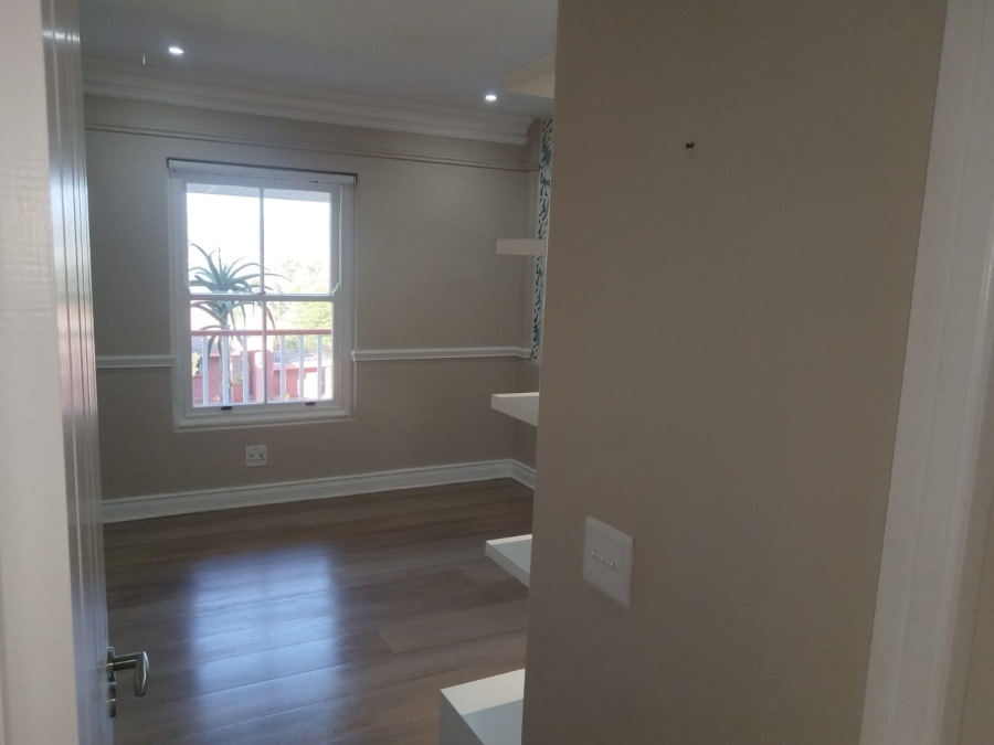 To Let 5 Bedroom Property for Rent in Ruyteplaats Western Cape